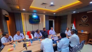 Pertemuan antara Kemenko Polkam dan AMKI membahas kolaborasi dalam menangkal disinformasi dan menciptakan komunikasi yang inklusif.