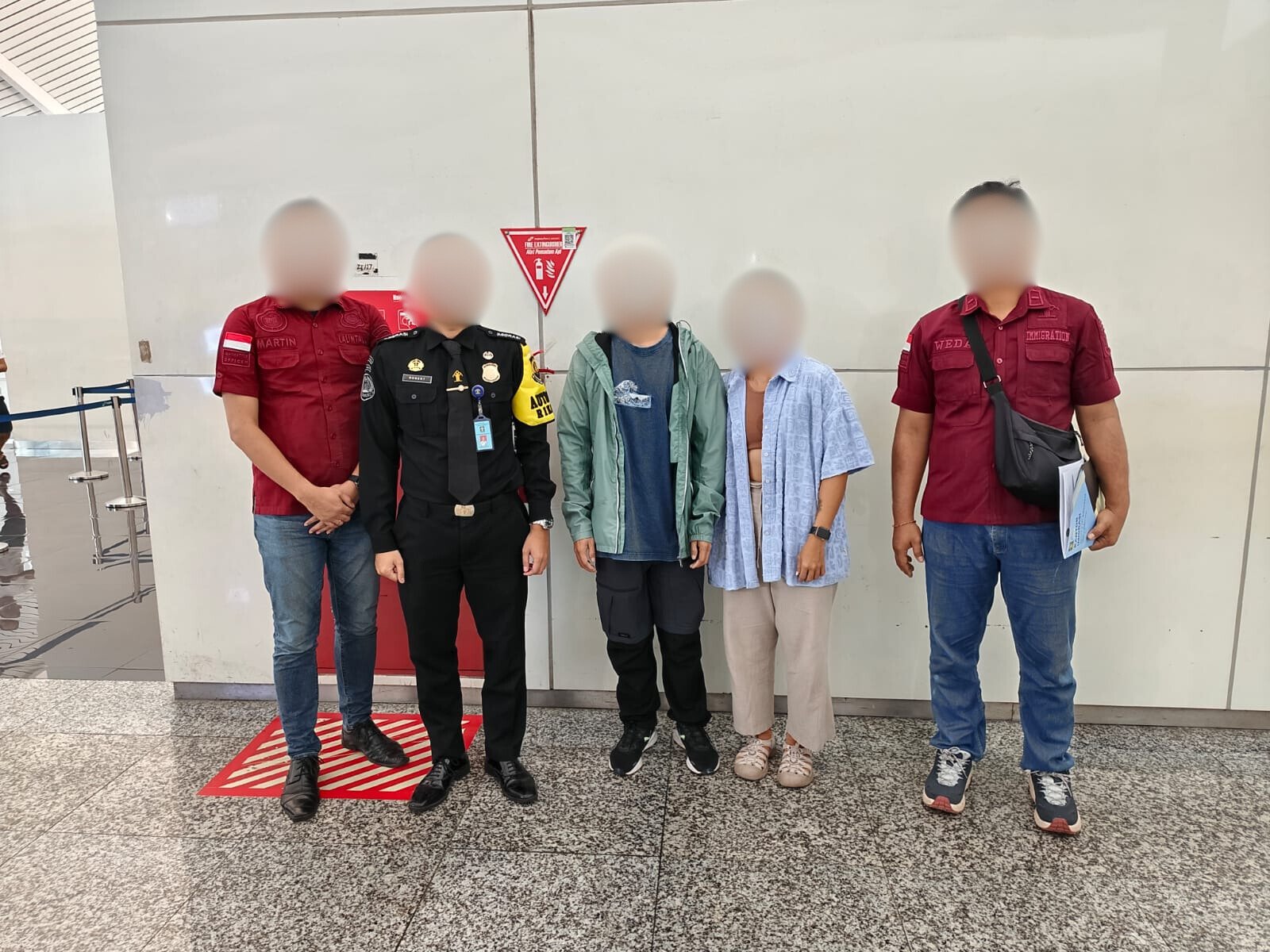 Dua WNA Malaysia dideportasi dari Bali karena pelanggaran izin tinggal kunjungan.