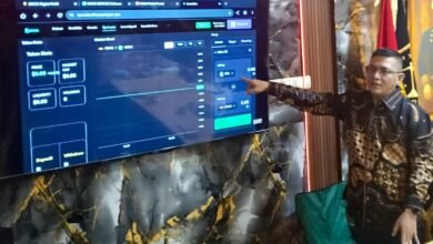 Teungku Raju mempresentasikan gerakan hilirisasi digital berbasis komunitas Indonesia.