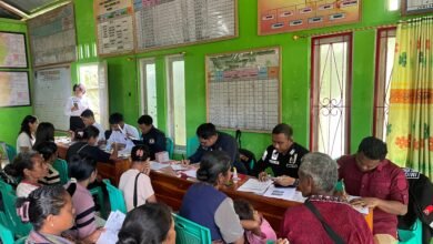 Imigrasi Atambua layani warga perbatasan melalui PLB Simpatik.