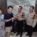 Polsek Denpasar Selatan Bantu Wisatawan Korea Selatan Temukan HP yang Hilang