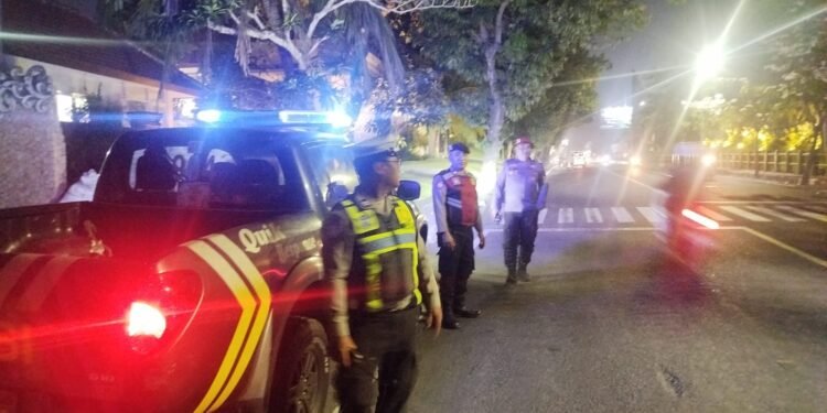 Polsek Denpasar Timur Patroli Dini Hari, Antisipasi Trek-Trekan di Jalur Rawan